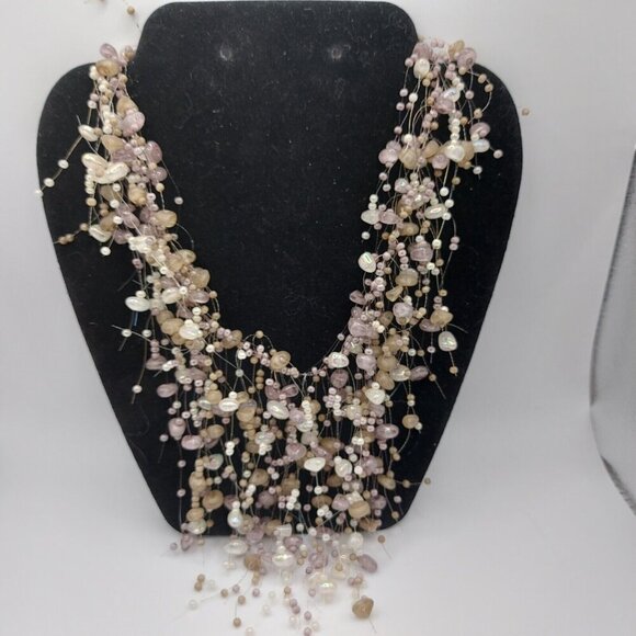Incredible Illusion Necklace vintage pearls stones and crystal beads beige mauve - Picture 8 of 8
